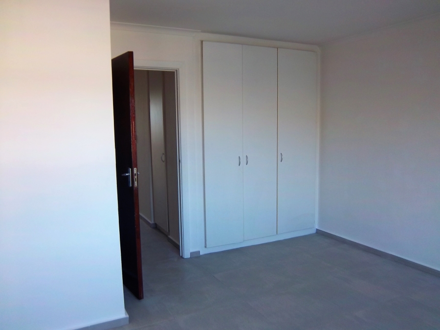 To Let 2 Bedroom Property for Rent in Strand Central Western Cape